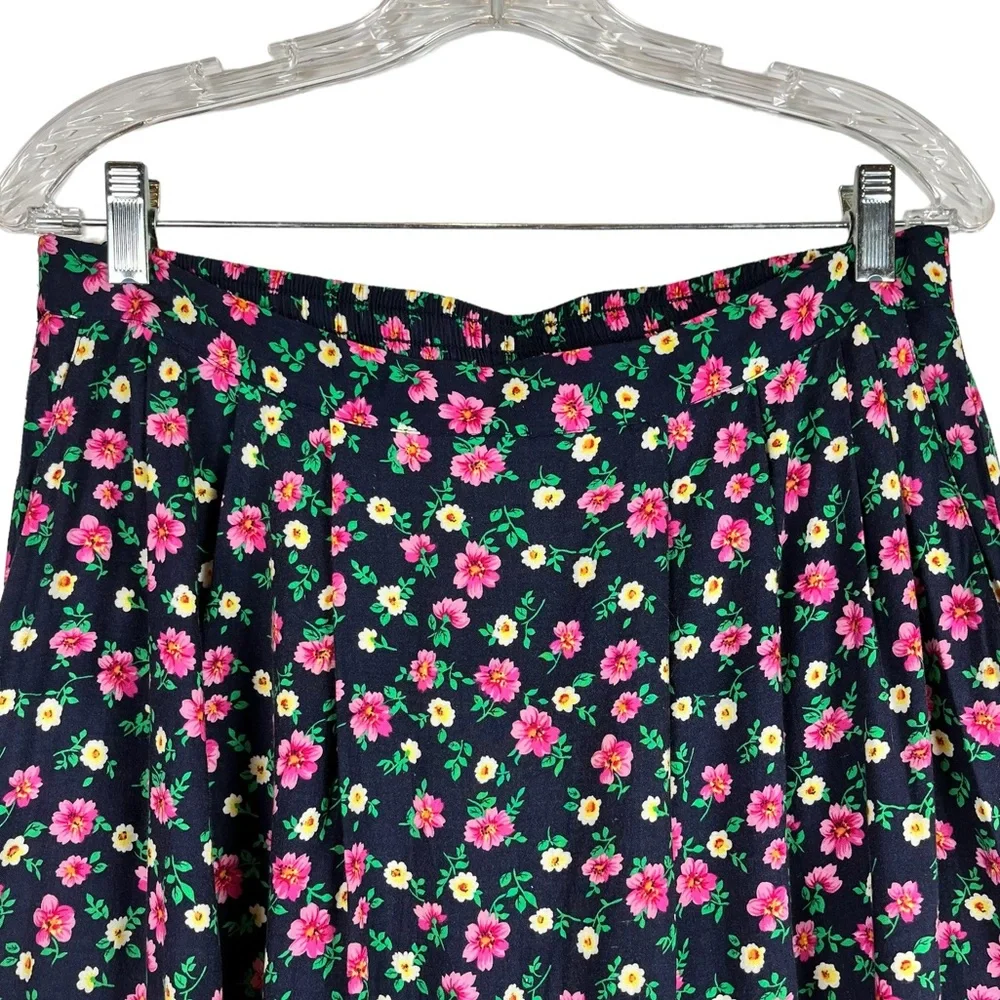 Appleseeds Vintage Floral Skirt with Pockets
